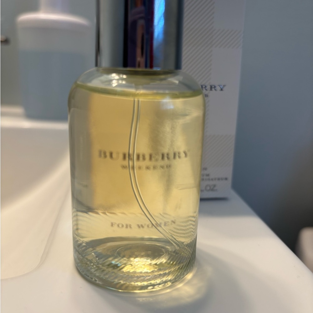 Burberry Weekend Eau de Parfum - 1.6 fl oz. Barely used & includes box